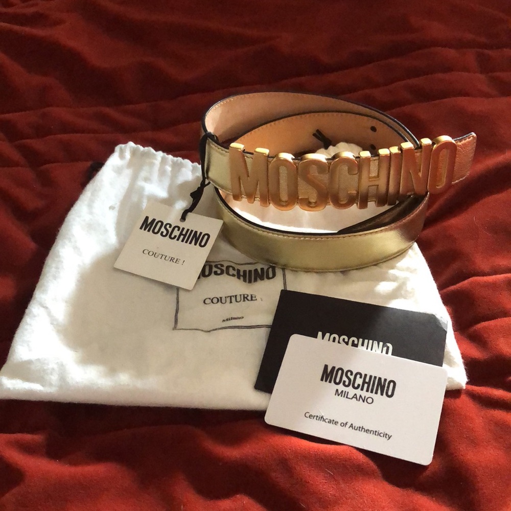 MOSCHINO gold leather belt NWT size 40
